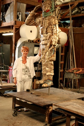 making of the statue